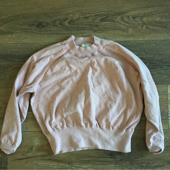 Semi-Cropped Medium Sweater - Picture 1 of 1